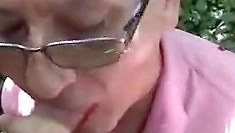 Fuck me and cum in her ass