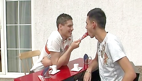Sexy babe with a youngergiran necesed by cesar