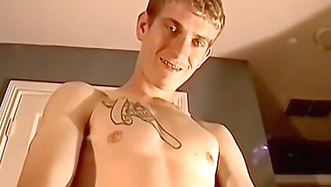 Mature woman fucking her boyfriend